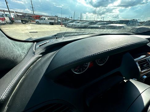 Used 2006 BMW M6 Coupe image 21