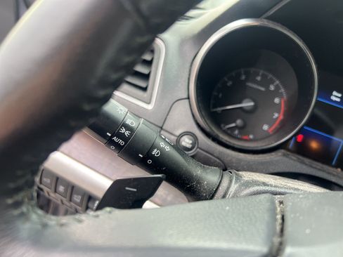 Used 2017 Subaru Outback 2.5i Limited image 22