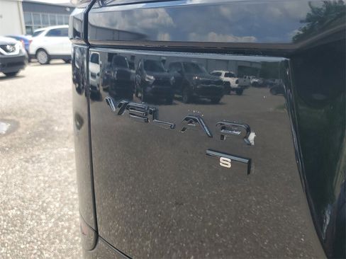Used 2021 Land Rover Range Rover Velar R-Dynamic S image 11