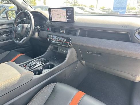 Certified 2026 Honda Passport TrailSport image 13