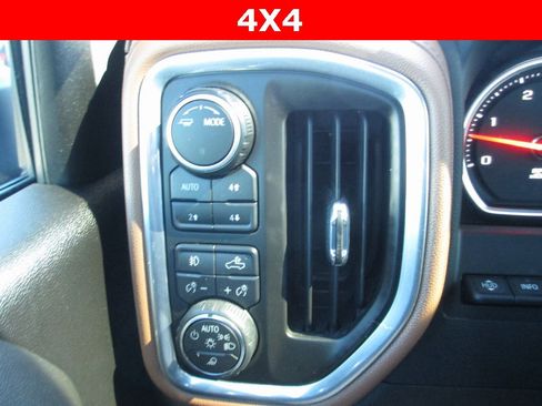 Used 2022 Chevrolet Silverado 2500 High Country w/ Z71 Off-Road Package image 29