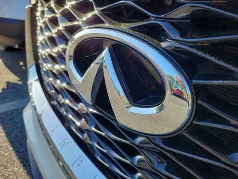 Used 2024 INFINITI QX60 Luxe w/ Performance Audio Package image 11