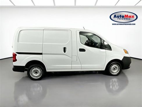 Used 2019 Nissan NV200 S image 10