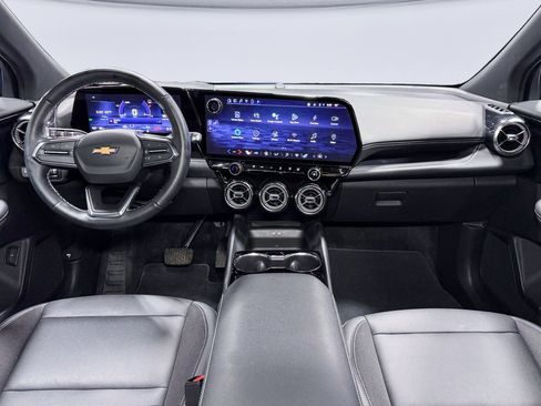 Used 2024 Chevrolet Blazer EV LT image 17