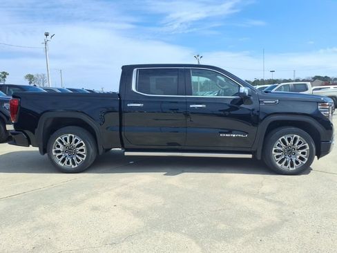 New 2026 GMC Sierra 1500 Denali Ultimate AWD/4WD image 8