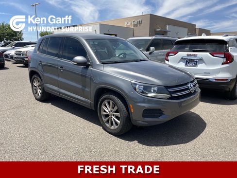 Used 2018 Volkswagen Tiguan Limited FWD image 1