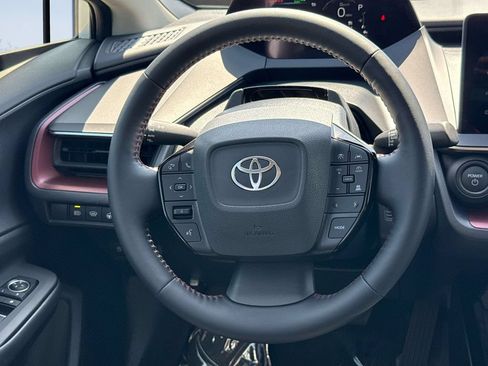 Used 2026 Toyota Prius Plug-In Hybrid FWD image 16