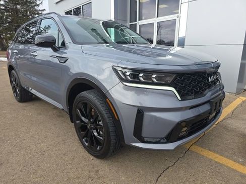 Used 2023 Kia Sorento SX image 1