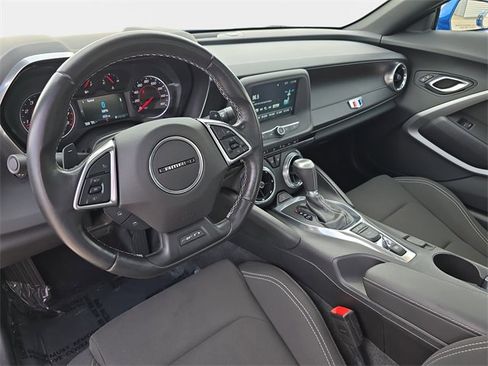 Used 2017 Chevrolet Camaro LT image 18