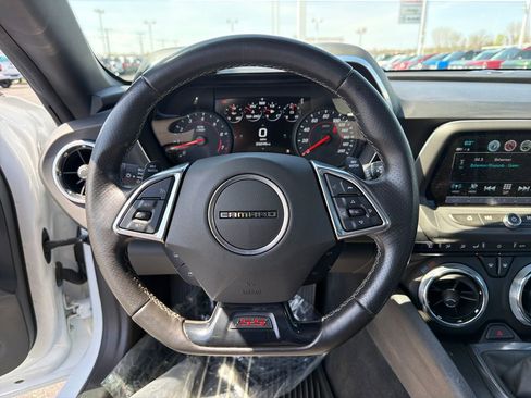 Used 2018 Chevrolet Camaro SS RWD image 14
