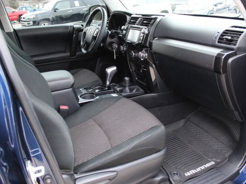 Used 2019 Toyota 4Runner TRD Off-Road image 30