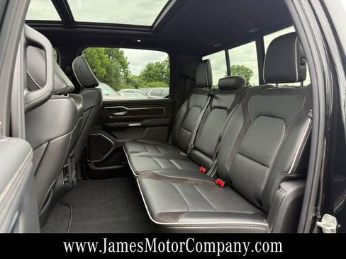 Used 2025 RAM 1500 Laramie w/ Sport Appearance Package AWD/4WD image 18
