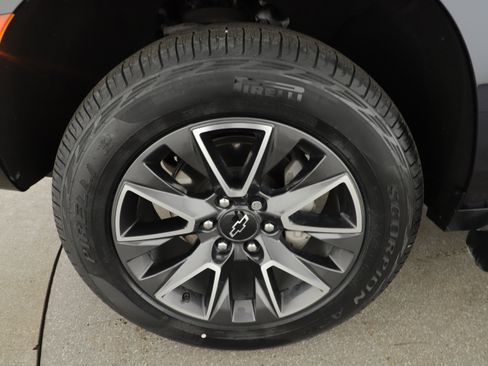 Used 2022 Chevrolet Tahoe Z71 w/ Luxury Package image 7