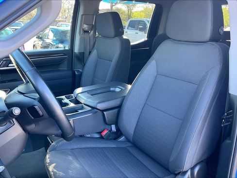 Used 2025 Chevrolet Silverado 1500 LT RWD image 9