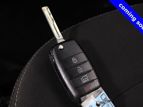 Used 2015 Kia Soul Base image 25