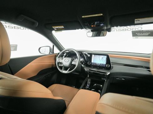 Certified 2025 Lexus RX 350 FWD w/ Accessory Package image 16