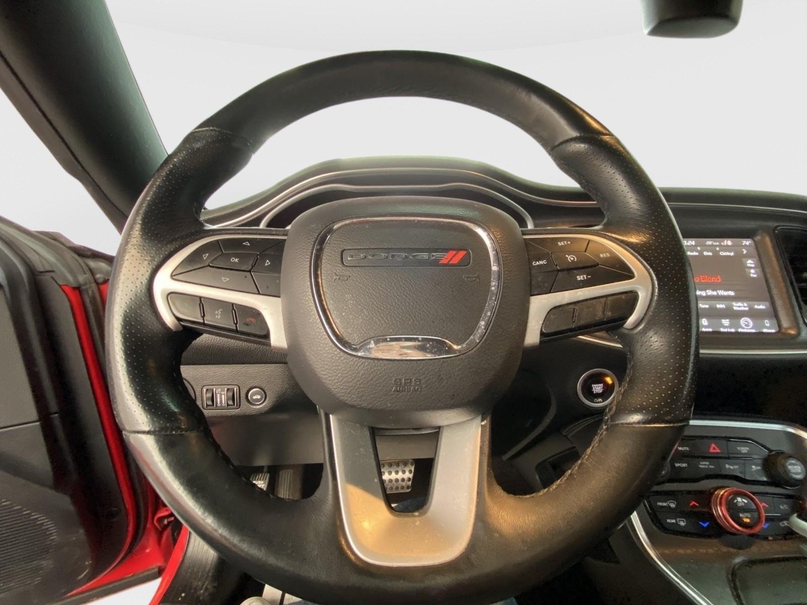 Used 2018 Dodge Challenger R/T Scat Pack w/ Leather Interior Group RWD image 21