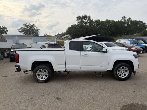 Used 2020 Chevrolet Colorado LT w/ Safety Package RWD image 6