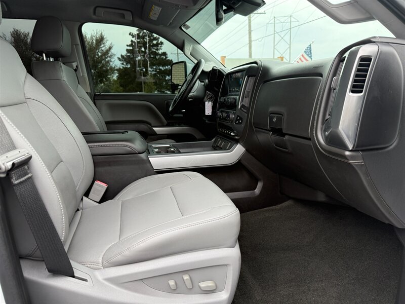 Used 2018 Chevrolet Silverado 2500 LTZ w/ Duramax Plus Package AWD/4WD image 12