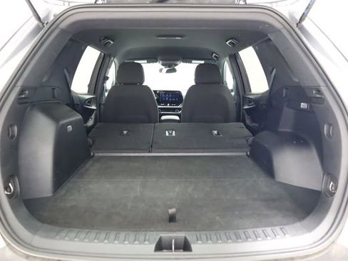 Used 2025 Chevrolet Equinox LT FWD image 29