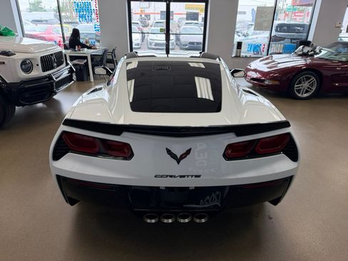 Used 2016 Chevrolet Corvette Stingray Coupe RWD image 14