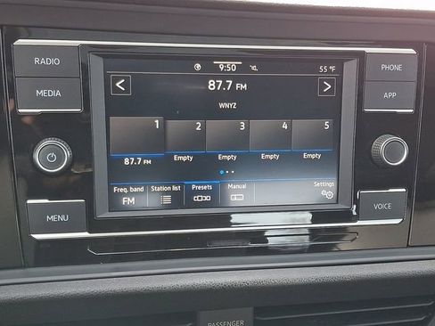 Used 2022 Volkswagen Jetta SE image 17