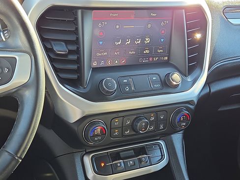 Used 2023 GMC Acadia SLT w/ Elevation Edition image 21