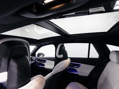 Certified 2026 Mercedes-Benz GLC 300 4MATIC image 25