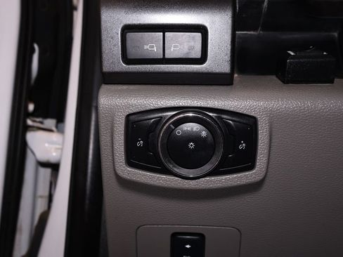 Certified 2017 Ford F550 4x4 Regular Cab Super Duty w/ XLT Value Package image 22