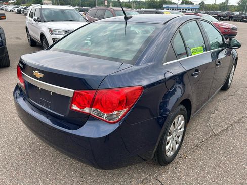 Used 2011 Chevrolet Cruze LS w/ Connectivity Package FWD image 5