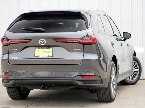 Used 2024 MAZDA CX-90 3.3 Turbo w/ Preferred Package image 4