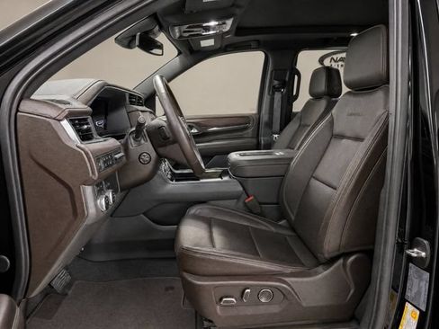 Used 2023 GMC Yukon Denali AWD/4WD image 14