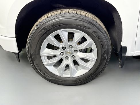 Used 2022 Chevrolet Silverado 1500 Custom RWD image 36