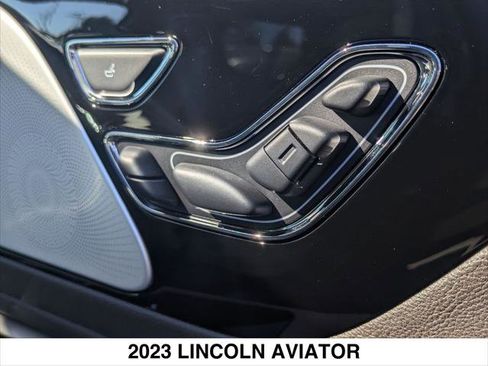 Used 2023 Lincoln Aviator Reserve w/ Equipment Group 201A RWD image 31