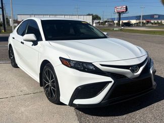 Used 2022 Toyota Camry SE video 1