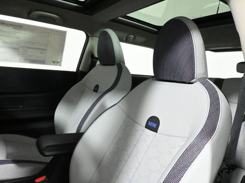 Certified 2025 MINI Cooper S image 16