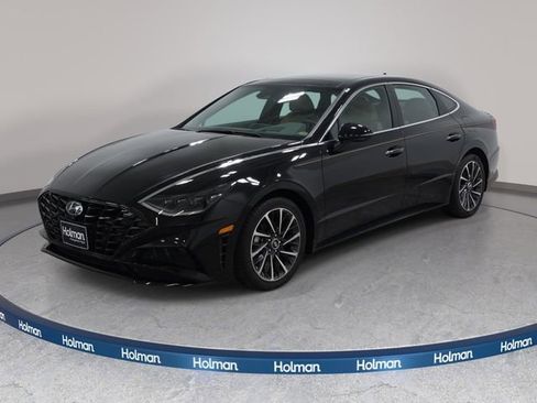 Used 2021 Hyundai Sonata Limited FWD image 1