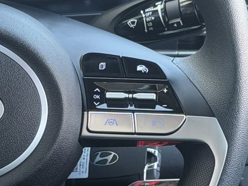 New 2026 Hyundai Elantra SE image 14