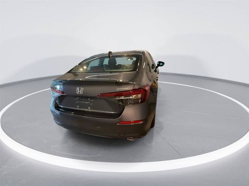 Used 2025 Honda Civic Sport image 6