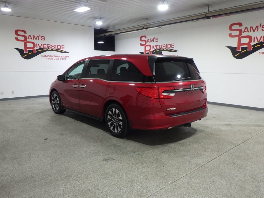 Used 2024 Honda Odyssey EX-L image 2
