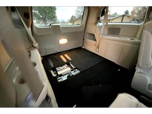 Used 2016 Dodge Grand Caravan SE w/ Quick Order Package 29E SE image 27