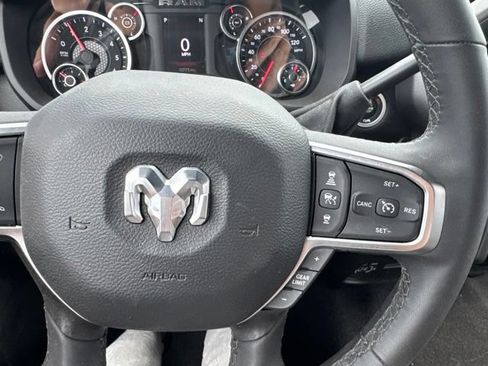 Used 2025 RAM 2500 Big Horn AWD/4WD image 11