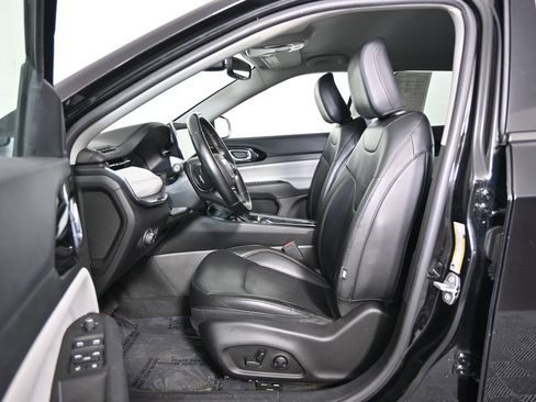 Used 2022 Jeep Compass Limited AWD/4WD image 20