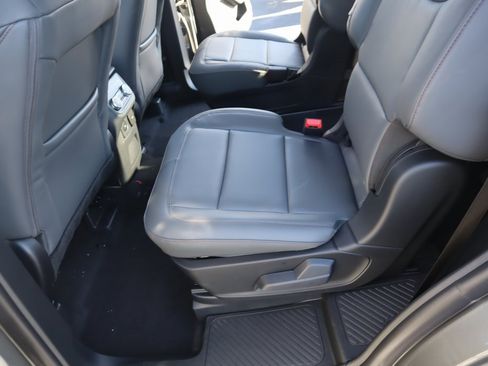 New 2026 Ford Explorer Active w/ Active Comfort Package image 12