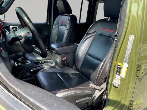 Used 2021 Jeep Wrangler Unlimited Rubicon w/ Dual Top Group AWD/4WD image 21