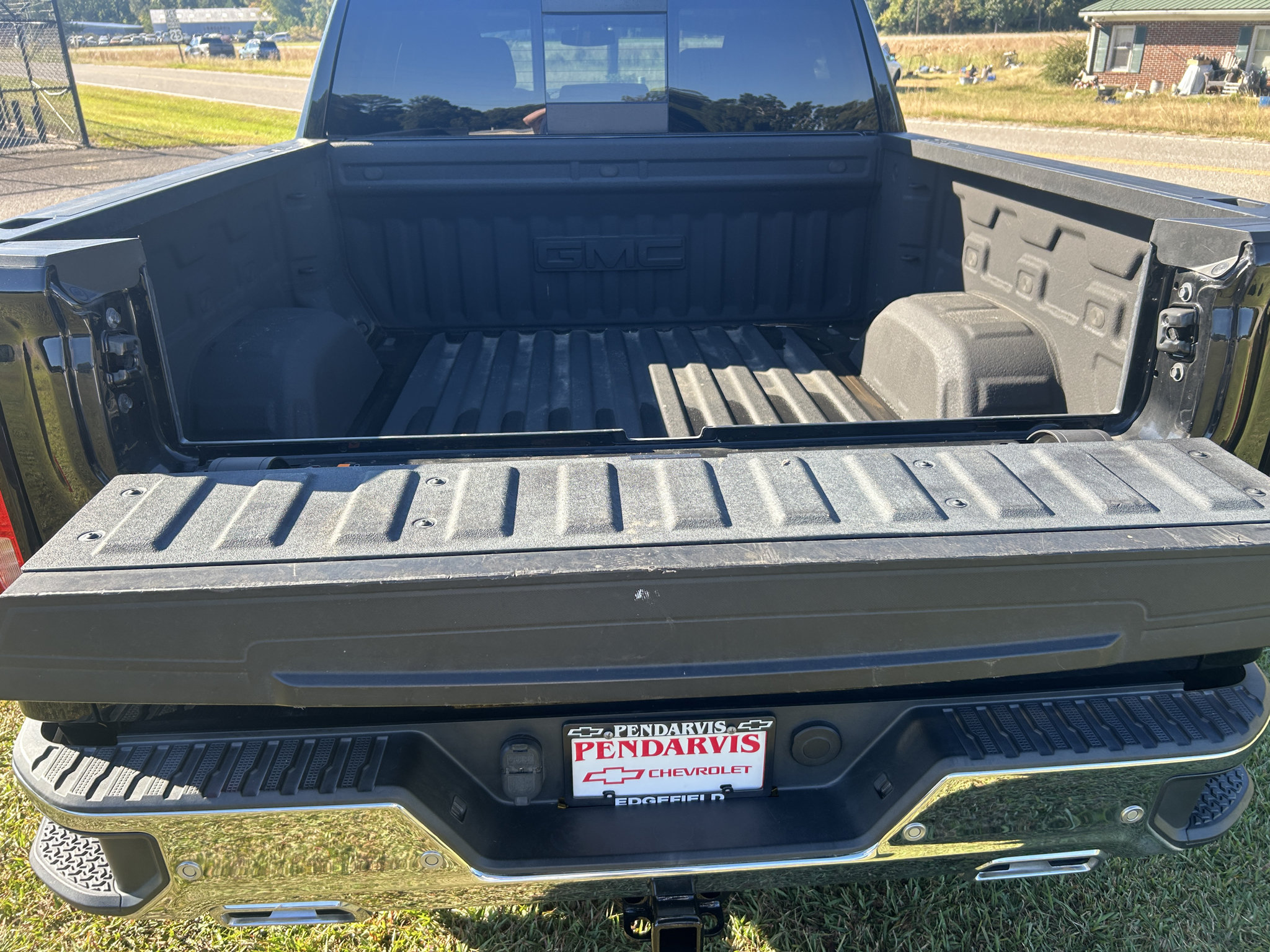 Used 2020 GMC Sierra 1500 SLT w/ SLT Premium Plus Package AWD/4WD image 12