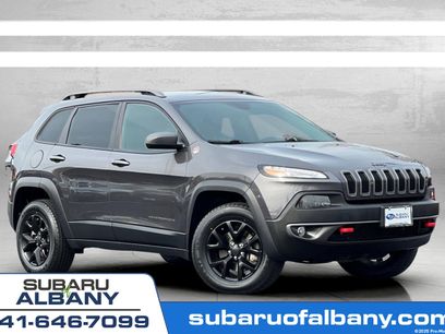 Used 2017 Jeep Cherokee Trailhawk w/ Comfort/Convenience Group