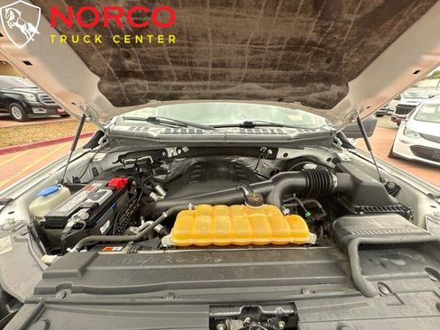 Used 2016 Ford F150 XLT image 23