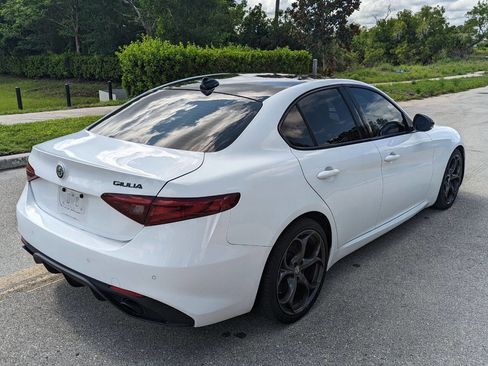 Used 2019 Alfa Romeo Giulia w/ Quick Order Package 22K Sport image 6