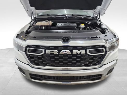 Used 2025 RAM 1500 Big Horn AWD/4WD image 33